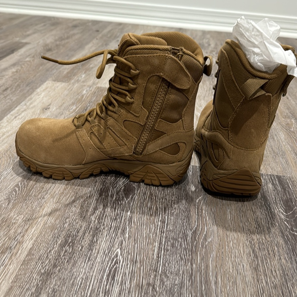 Merrell boots - Picture 2 of 4